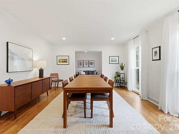 4th image of 3623 Chevington Rd