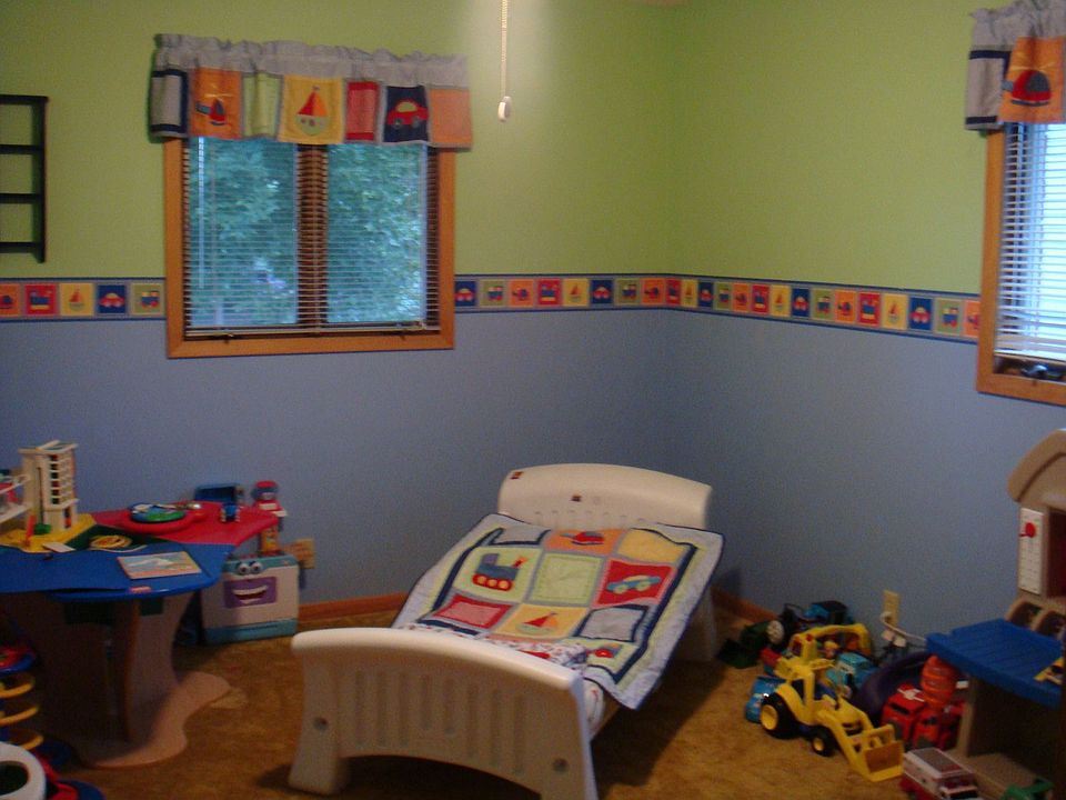 2nd image of 205 N Concord St