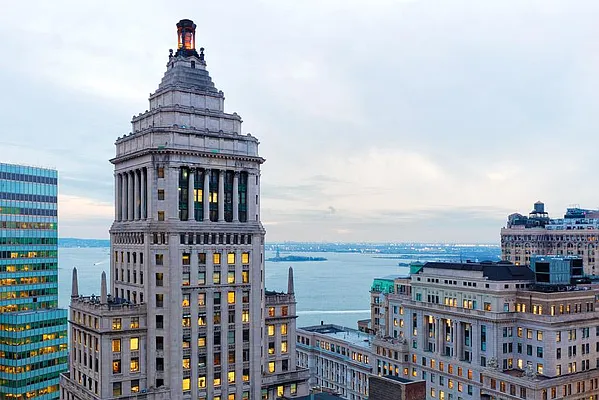 Rented by Synergy NYC | media 22