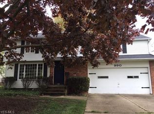 990 Bryan Dr, South Euclid, OH 44121