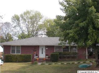 803 2nd Ave, Fayetteville, TN 37334