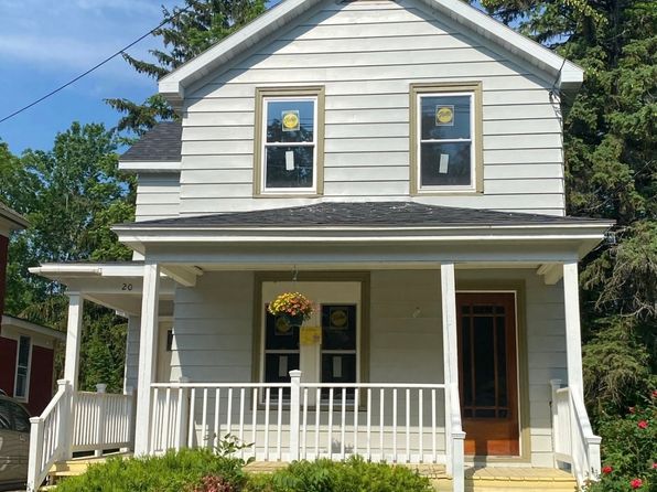 20 Hawley St