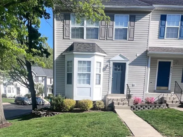 8153 Woodland Ln, Chesapeake Beach, MD 20732