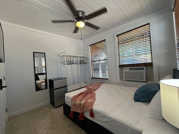 2nd image of 210 Carolina Ave #7