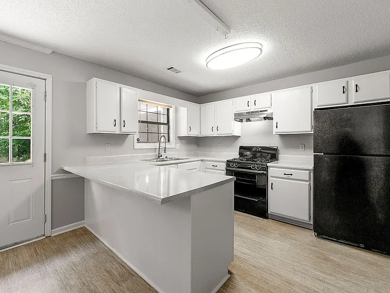 3040 Sand Wedge Cir NW — Photo 8