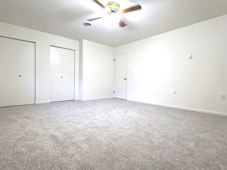 25 Village Dr — Photo 30