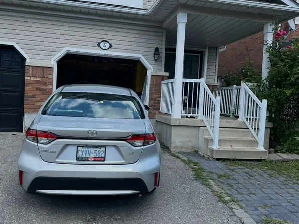 27 E Dills Cres #Basement, Milton, ON L9T 5P9