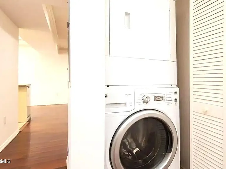 1663 Selby Ave #3 — Photo 8