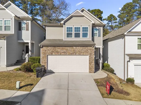 315 Pinewood Dr, Woodstock, GA 30189