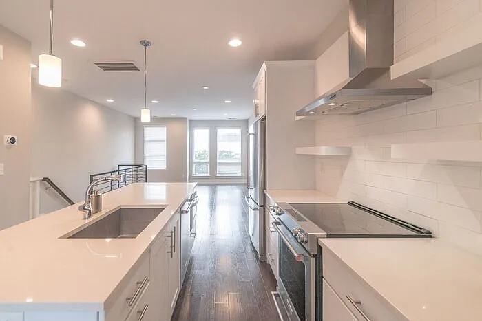 439 Southend Crossing Ln — Photo 18