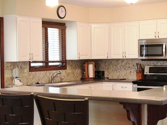 2nd image of 3508 Woods Ct