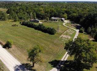 13591 Macon Rd, Saline, MI 48176