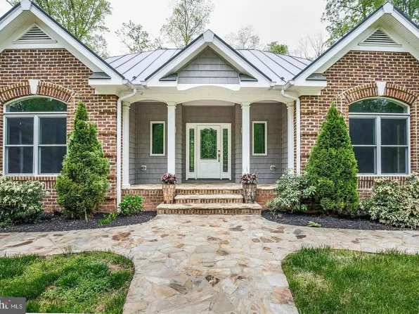 43224 Evans Pond Rd, Leesburg, VA 20176