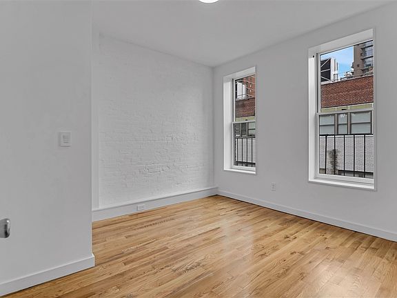 5th image of 319 E 93rd St #4A
