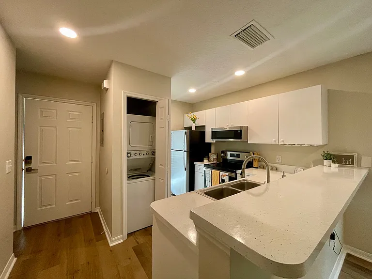 Village Park Townhomes | 2 & 3 Bedroom Apartments in Lady Lake, FL — Photo 74