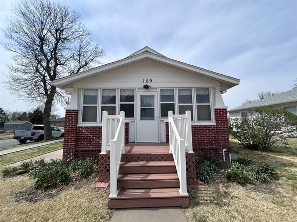 109 S Main St, Spearville, KS 67876