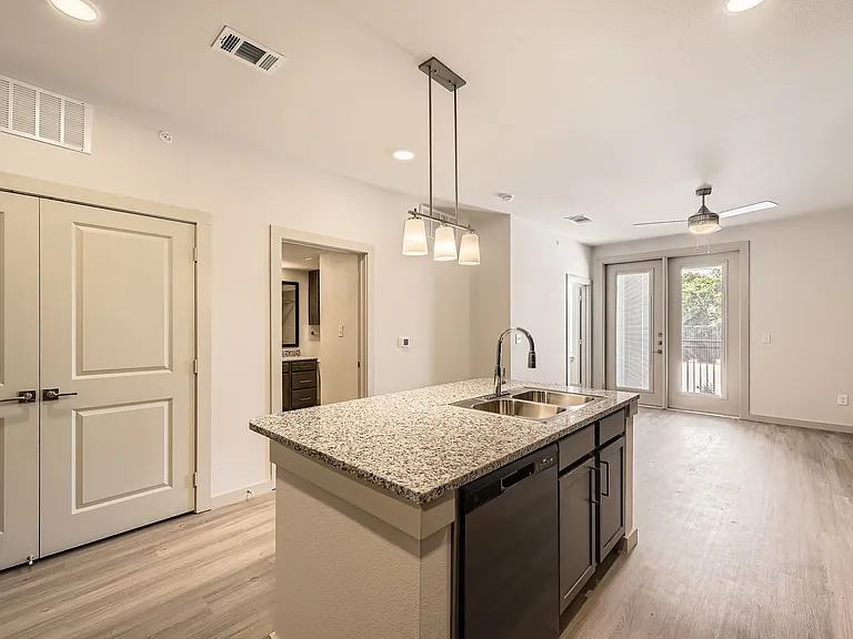 Heritage Estates at Edmonds — Photo 11