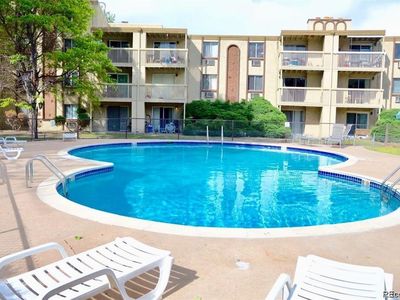 1300 S Parker Road #108, Denver, CO, 80231