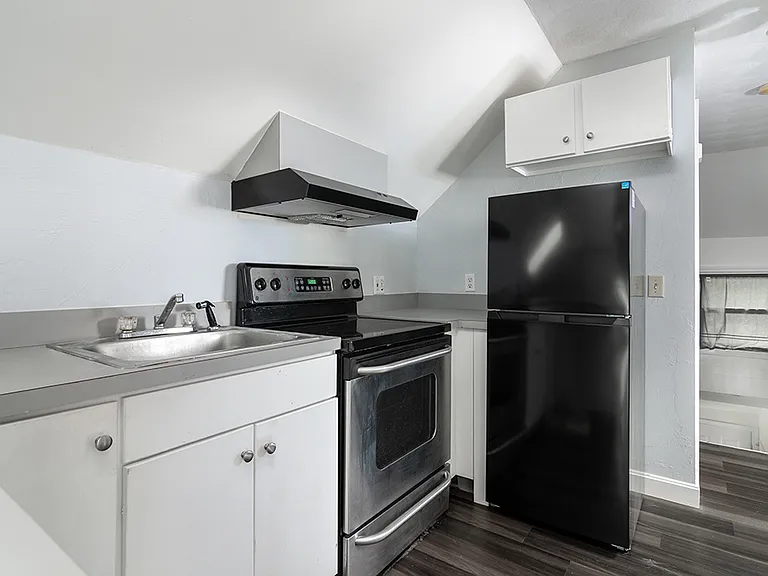 74 Lafayette St #C — Photo 5