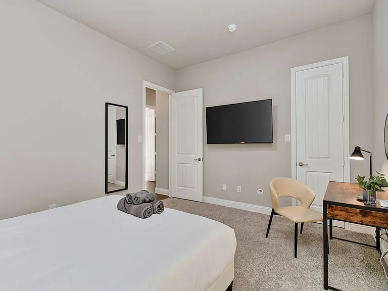 2626 Flat Bush Ave — Photo 27