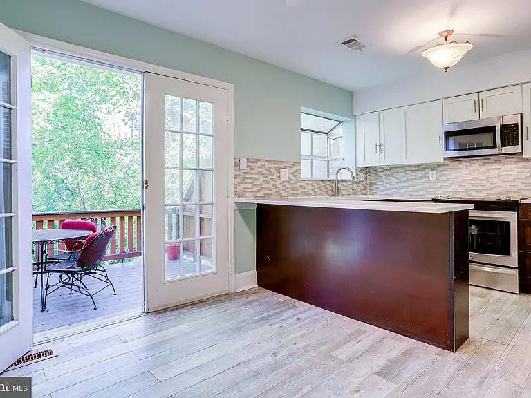2428 S Walter Reed Dr #A — Photo 8
