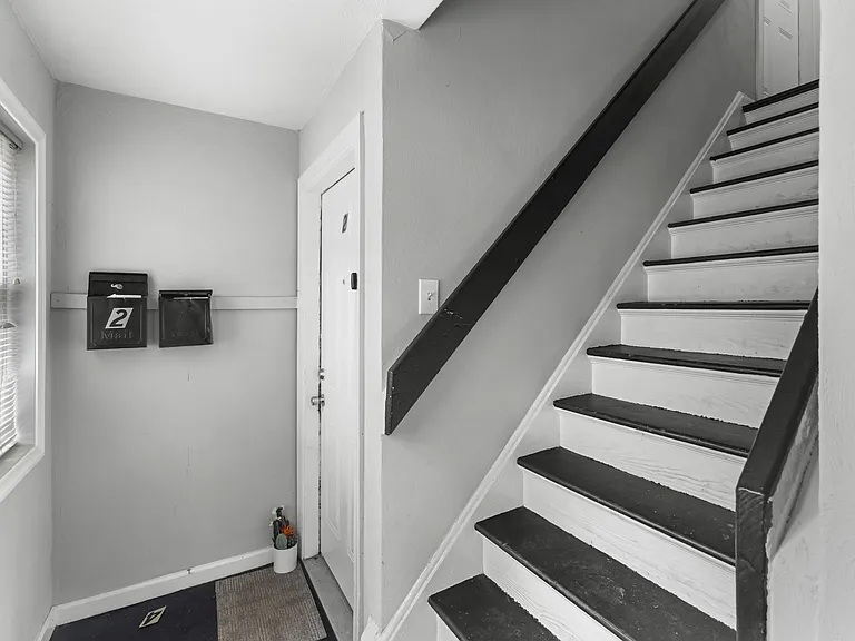1415 Commerce Ave #1 — Photo 5