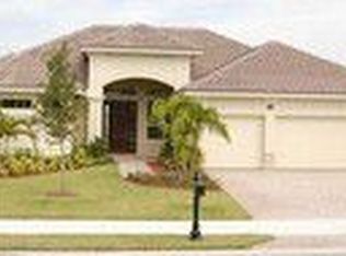 736 SW River Bend Cir, Stuart, FL 34997