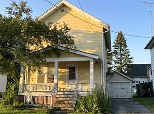 130 W Cotton St, Fond Du Lac, WI 54935