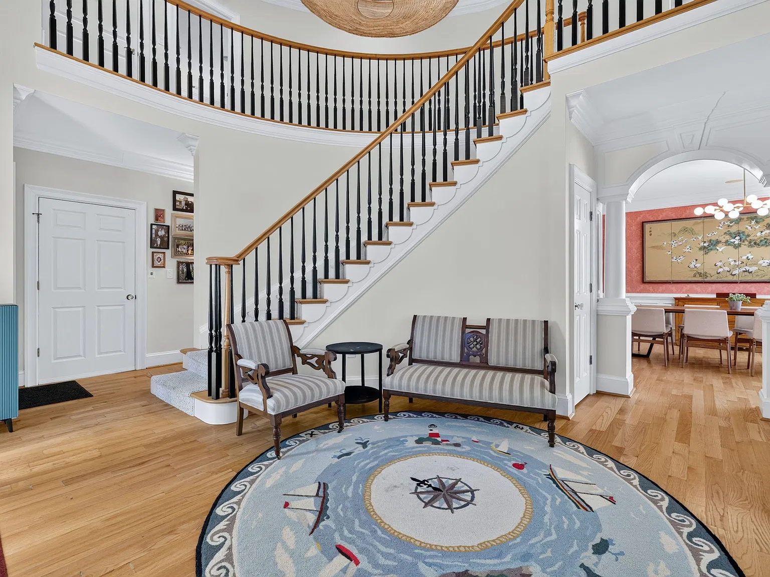 5 bed, 6014 sqft, $6,500 — Photo 4