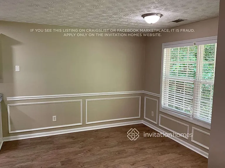 898 Kendall Park Dr — Photo 4