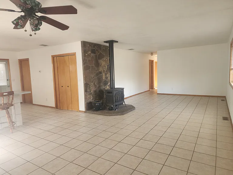 40 Peregrine Pl — Photo 9