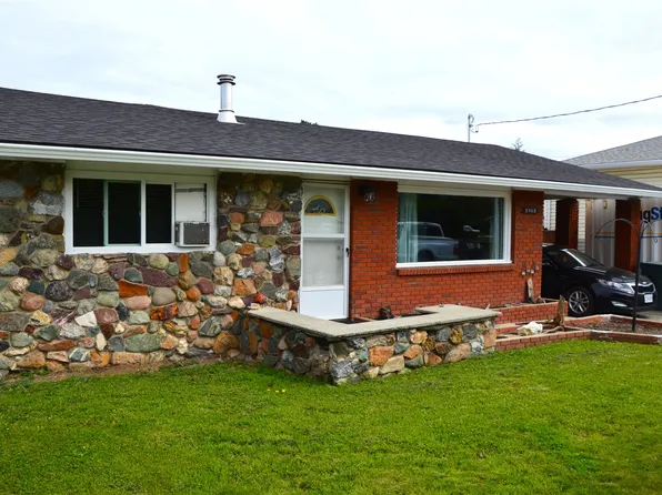 1962 Parkcrest Ave, Kamloops, BC V2B 4X4