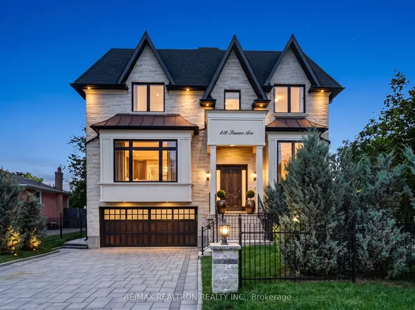 212 Sussex Ave, Richmond Hill, ON L4C 2G2