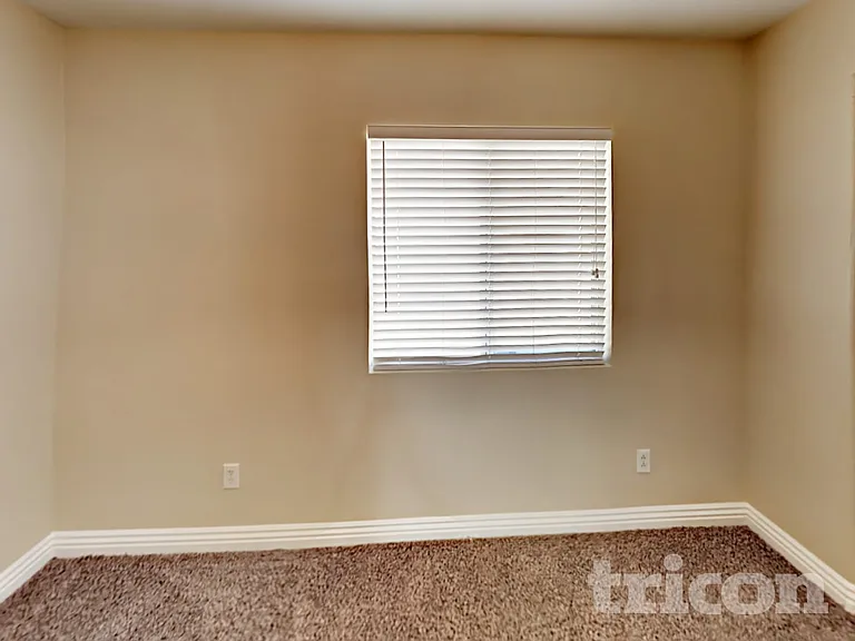 5230 Shreve Ave — Photo 7