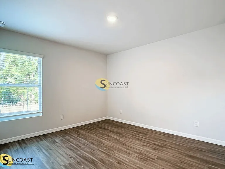 17389 Tyler Ave — Photo 21
