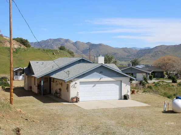 44 Lago Vista Dr, Wofford Heights, CA 93285