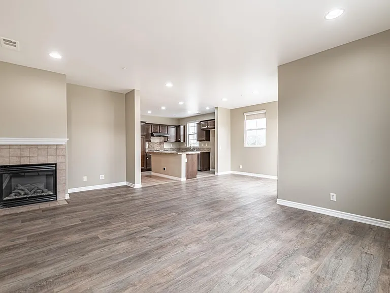 11352 Renaissance Way — Photo 2