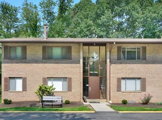 7117 Sanlin Dr, Coraopolis, PA 15108