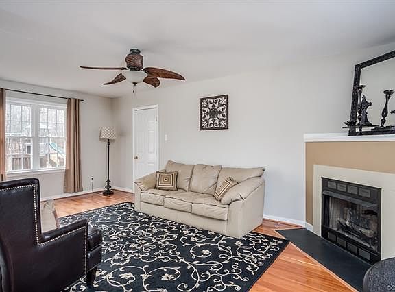 4th image of 15601 Corte Castle Ct