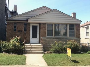 6332 N Albany Ave, Chicago, IL 60659