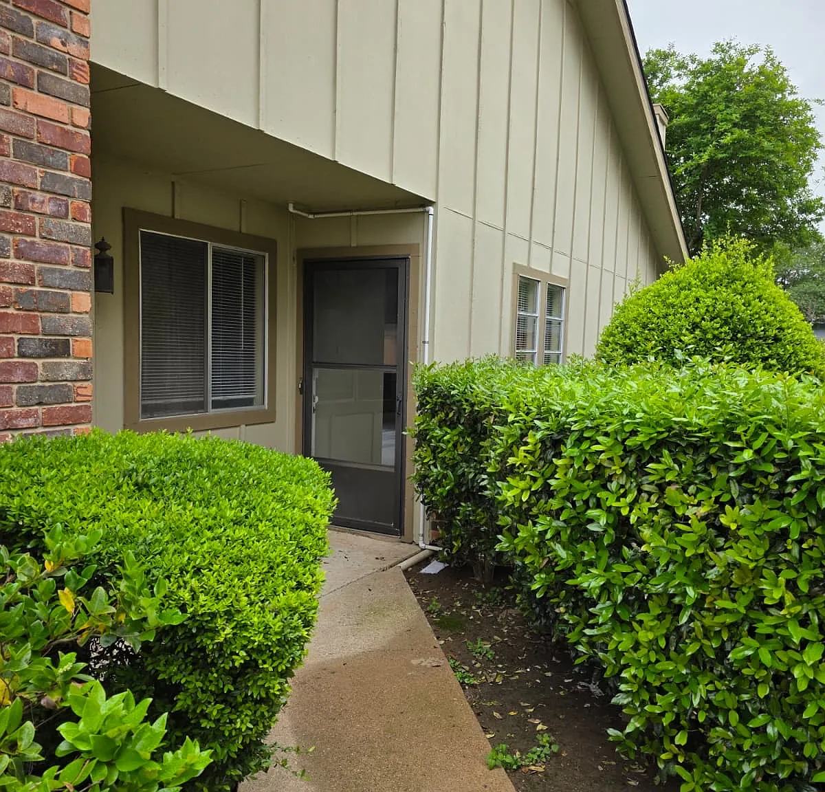 3 bed, 1173 sqft, $1,850 — Photo 2