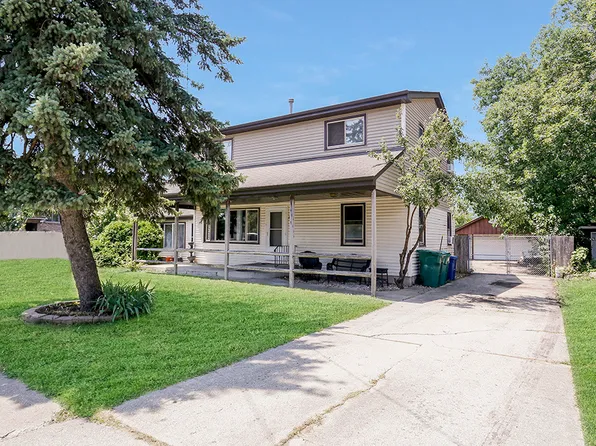 8634 Linder Ave, Burbank, IL 60459