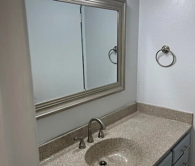13610 S Cordary Ave #18 — Photo 8