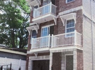 33-35 Hinsdale Pl, Newark, NJ 07104