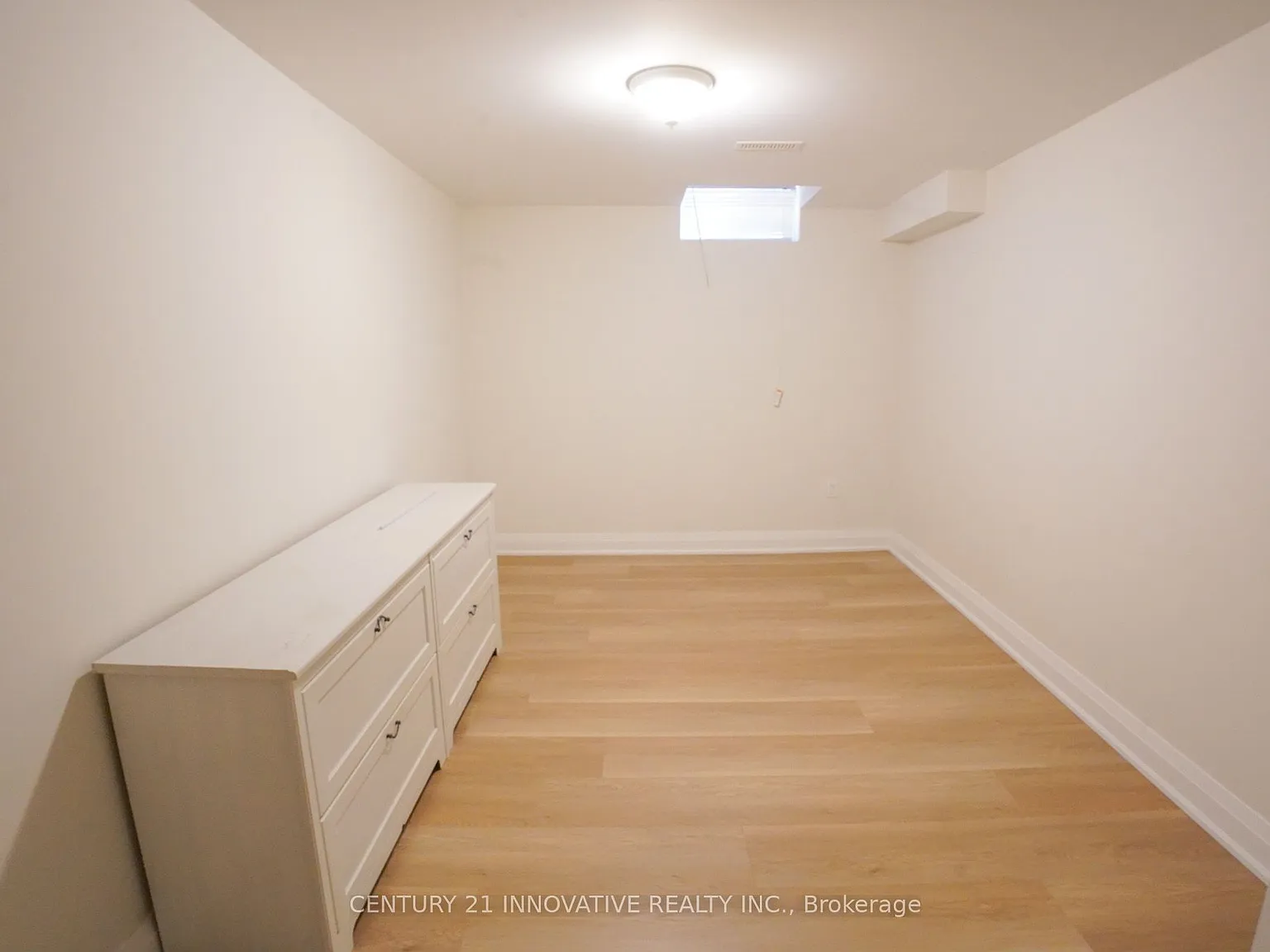 2 bed, $1,800 — Photo 2