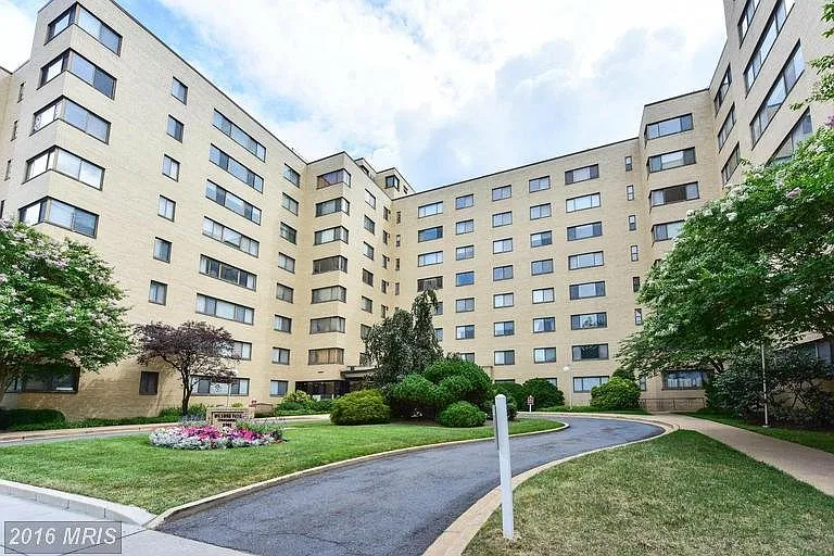 3701 Connecticut Ave NW APT 816 photo 1