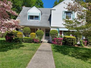 61 Knotty Oak Rd, Coventry, RI 02816