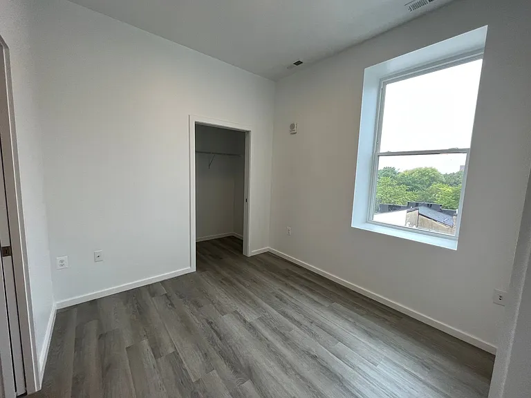 725 W Pratt St. — Photo 43