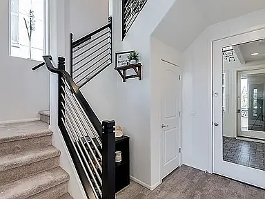 7057 W Corona Dr — Photo 3