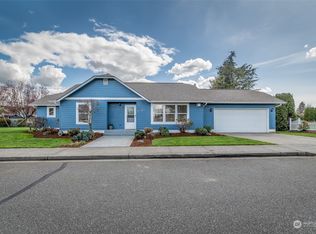 524 Heather Ln, Lynden, WA